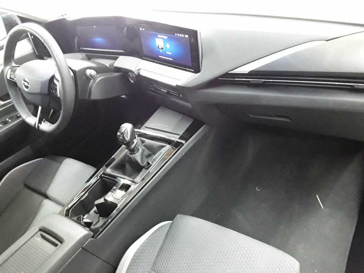 Opel Astra Sports Tourer 1.2 Turbo Enjoy 9