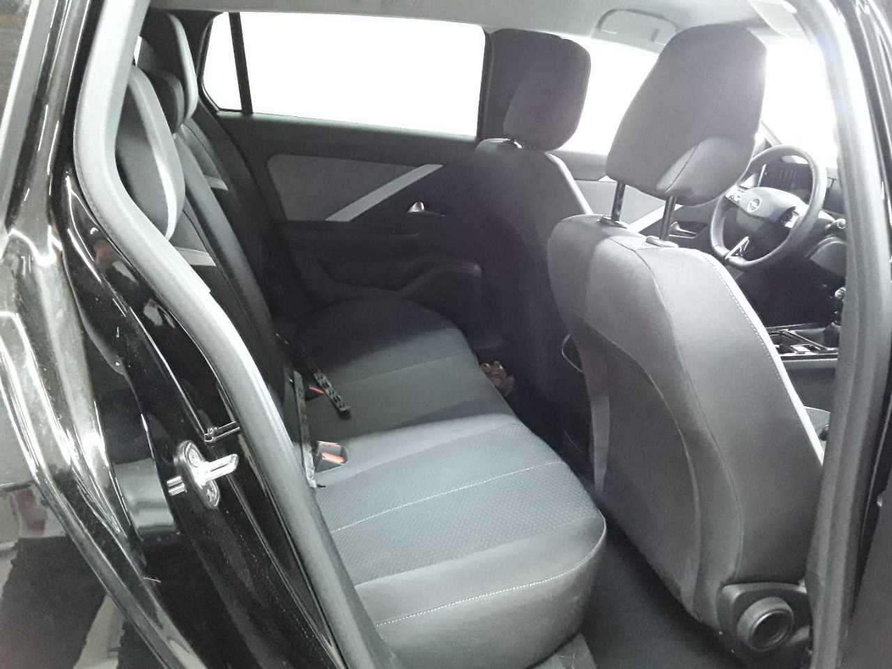 Opel Astra Sports Tourer 1.2 Turbo Enjoy 14