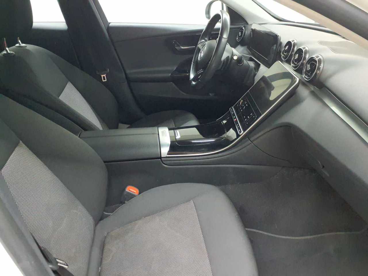 Mercedes-Benz C 200 T 9G-TRONIC 8