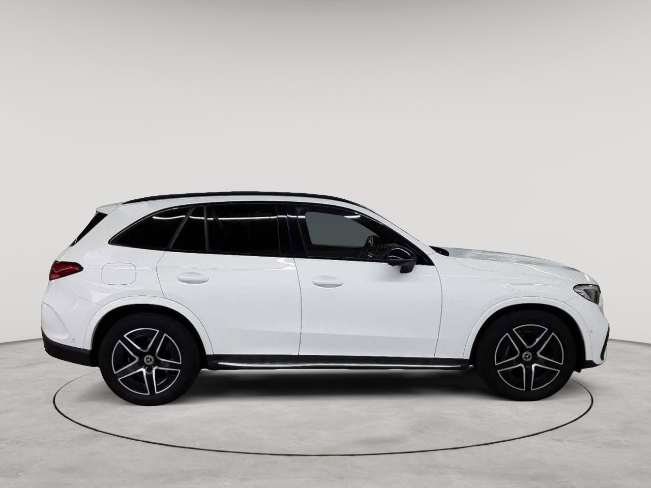 Mercedes-Benz GLC 220 d 4Matic 9G-TRONIC AMG Line Advanced 3