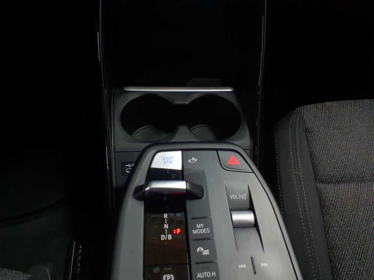 Bmw iX1 xDrive30 10