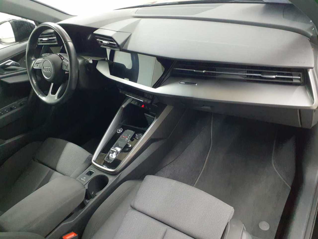 Audi A3 35 TDI Sportback S tronic 9