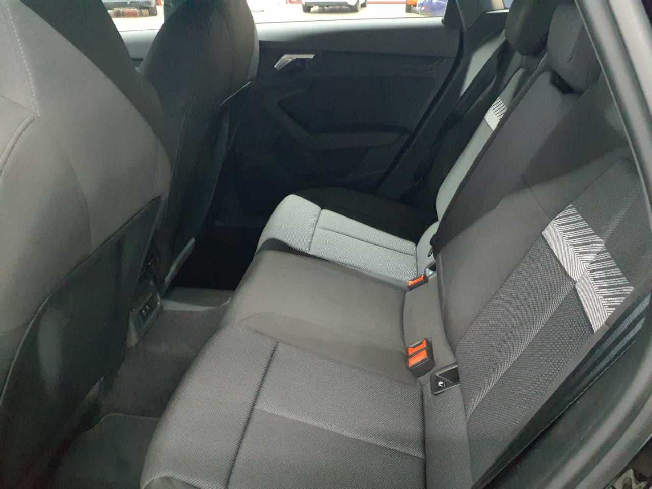 Audi A3 35 TDI Sportback S tronic 13