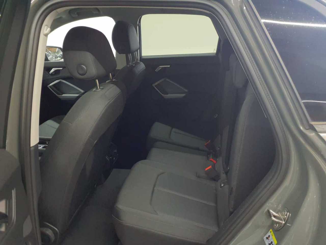 Audi Q3 35 TDI S tronic advanced 13