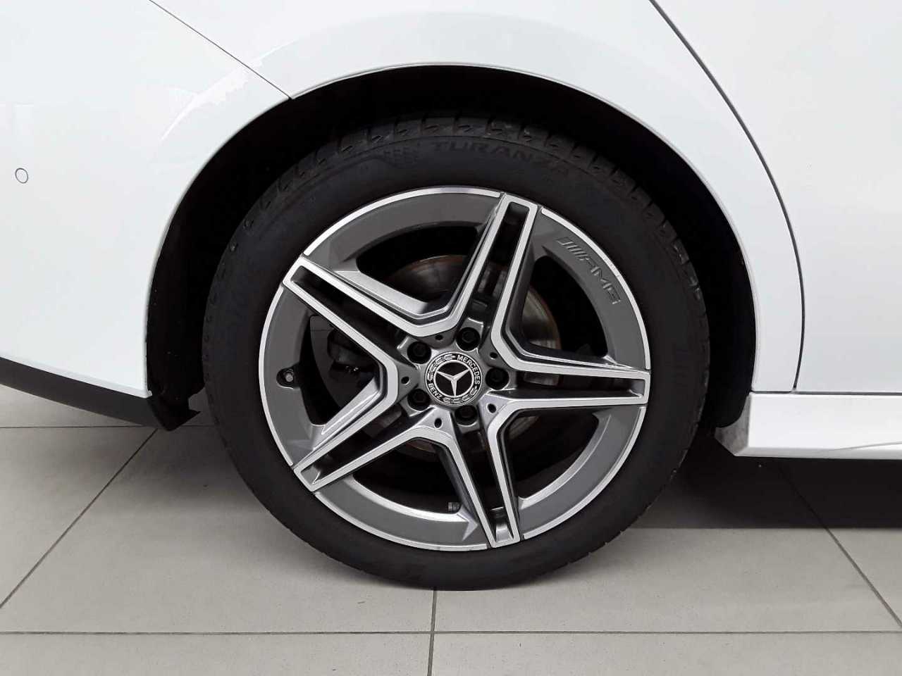 Mercedes-Benz CLA 200 d 4Matic Shooting Brake 8G-DCT AMG Line 19