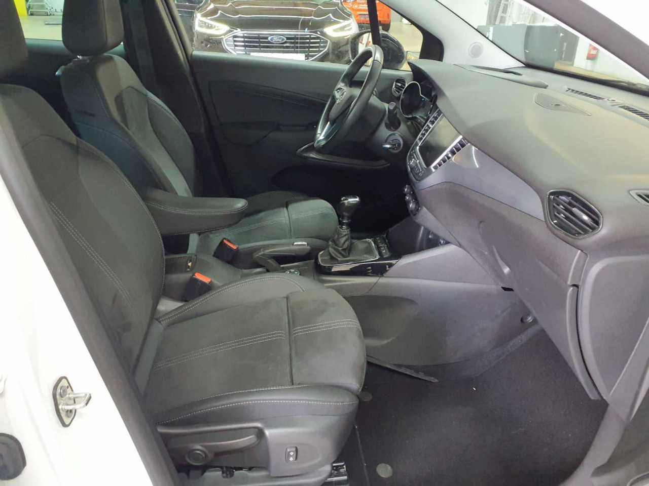 Opel Crossland 1.5 Diesel Business Elegance 7
