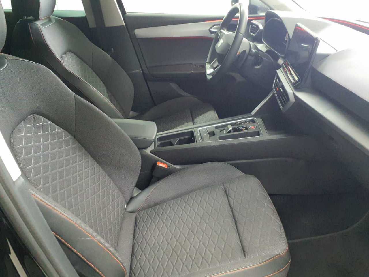 Seat Leon 2.0 TDI DSG FR 8
