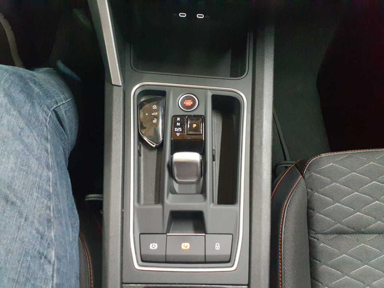 Seat Leon 2.0 TDI DSG FR 10