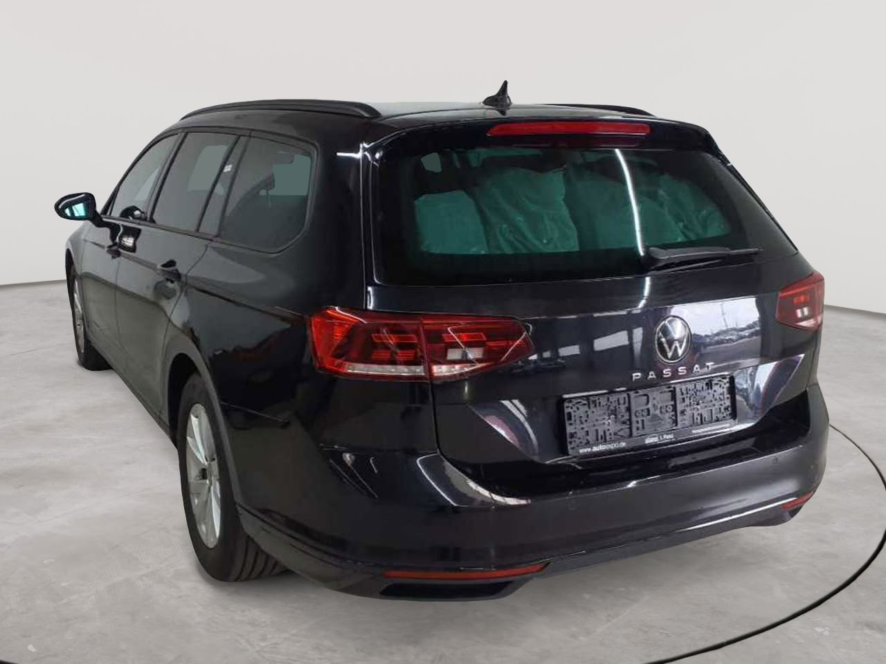 Vw Passat Variant 2.0 TDI SCR DSG Conceptline 5
