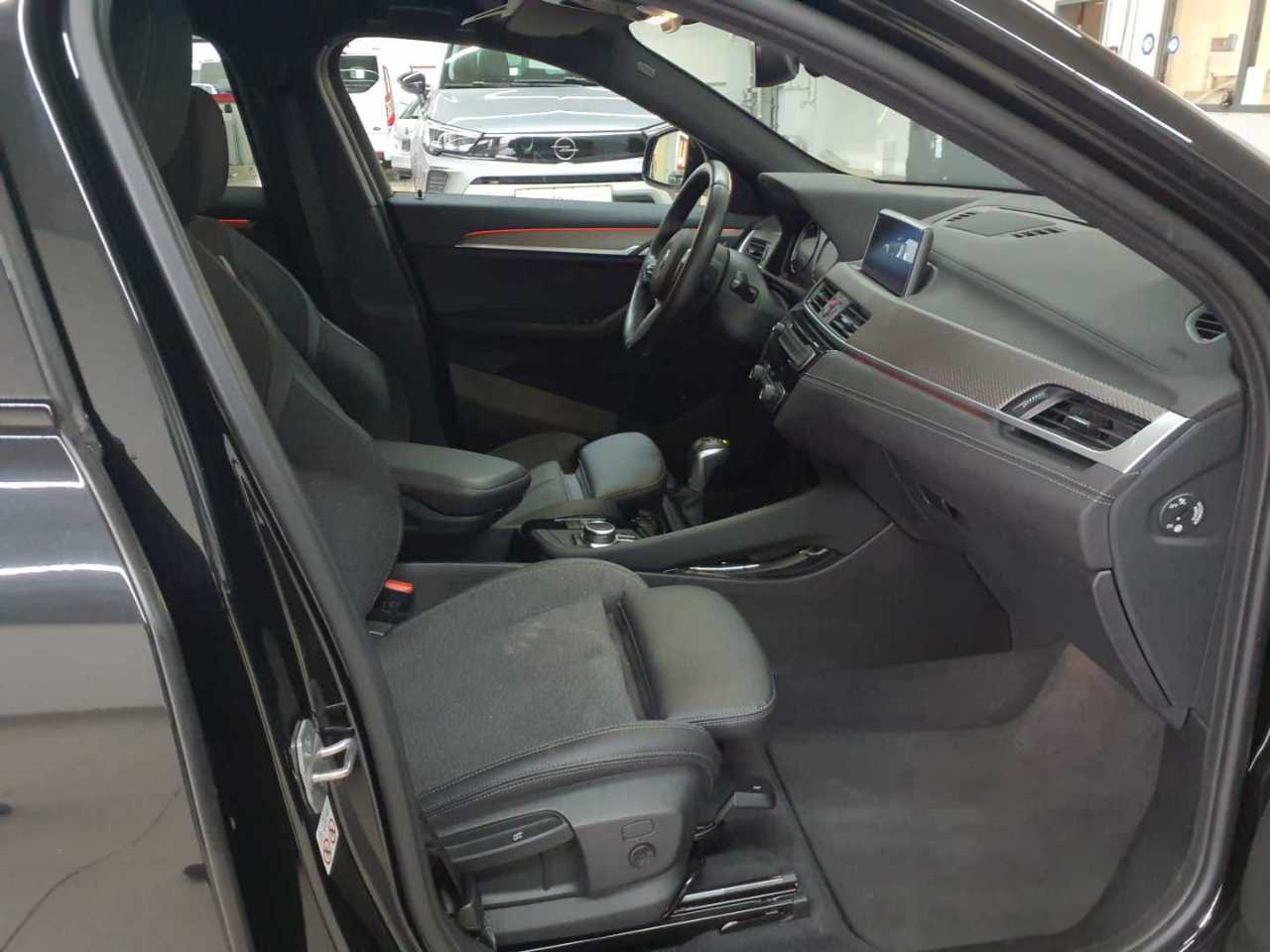 Bmw X2 xDrive25e M Sport 8
