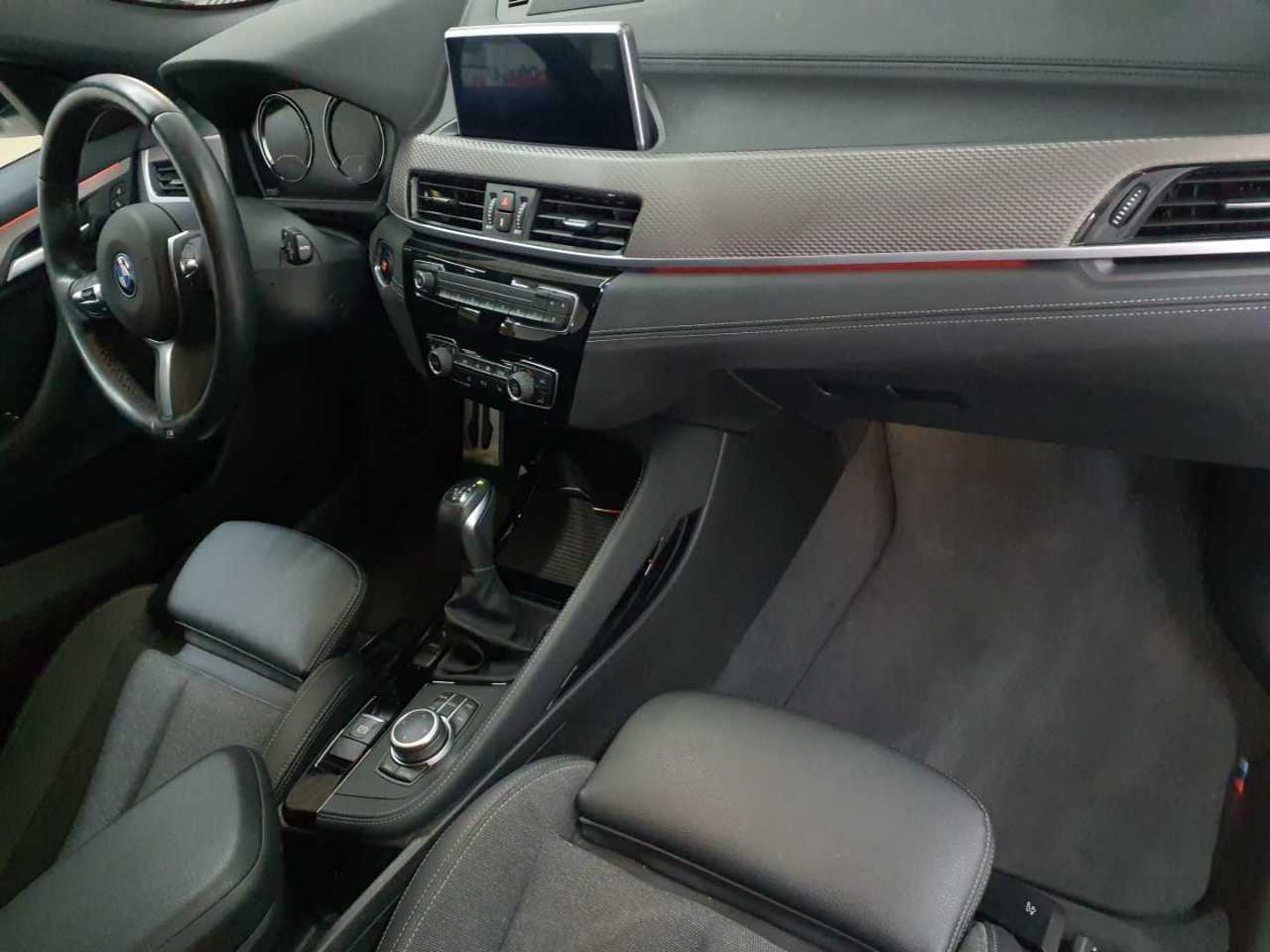 Bmw X2 xDrive25e M Sport 9