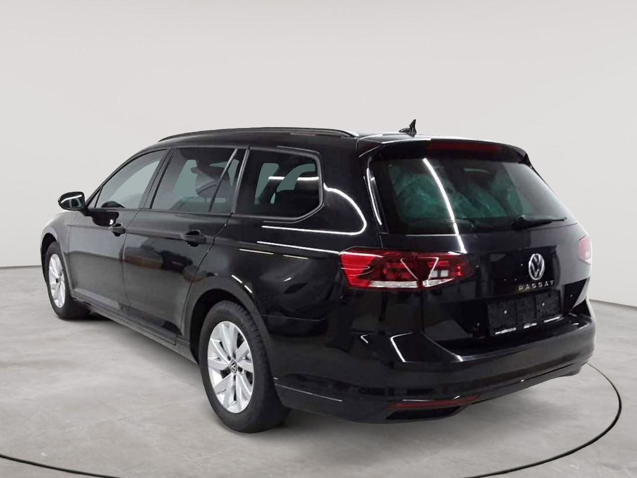 Volkswagen Passat Variant 2.0 TDI SCR DSG Conceptline 5