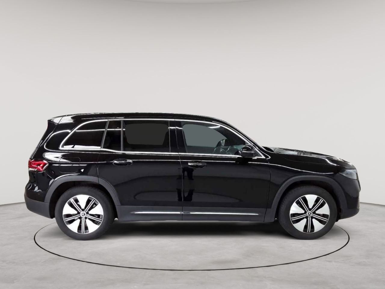 Mercedes-Benz EQB 250 Electric Art 3