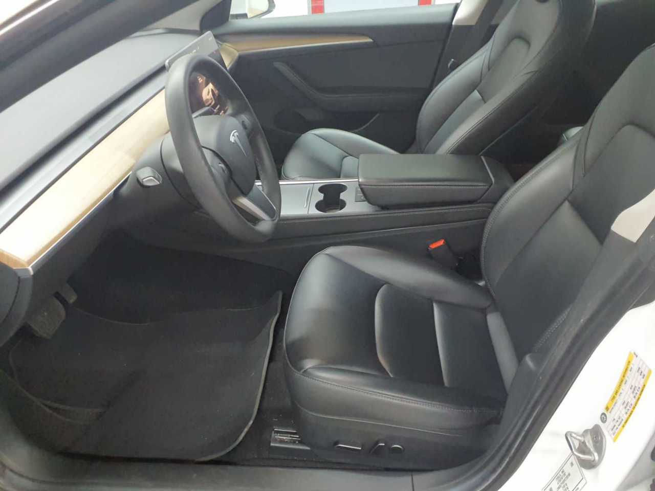 Tesla Model 3 RWD Hinterradantrieb 8
