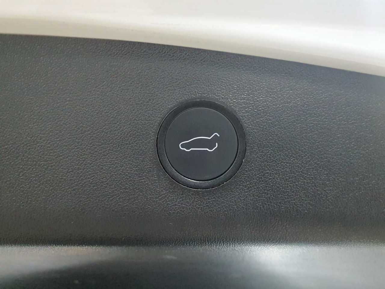 Tesla Model 3 RWD Hinterradantrieb 17