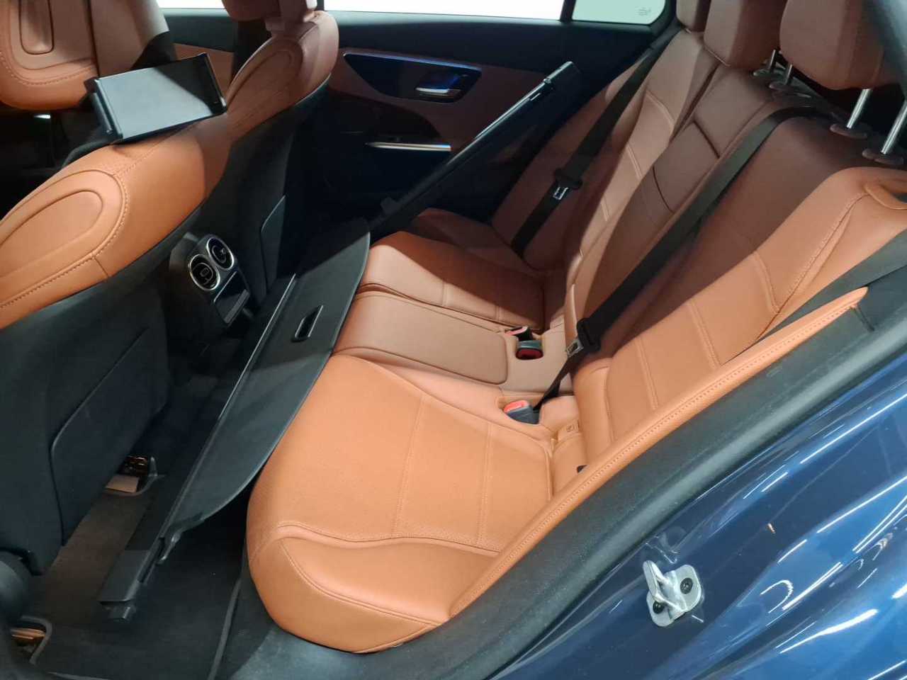 Mercedes-Benz C 300 e T 9G-TRONIC Avantgarde 13