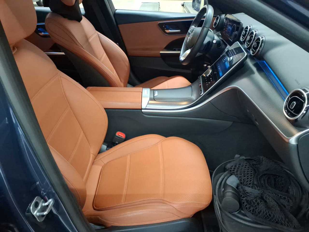 Mercedes-Benz C 300 e T 9G-TRONIC Avantgarde 8
