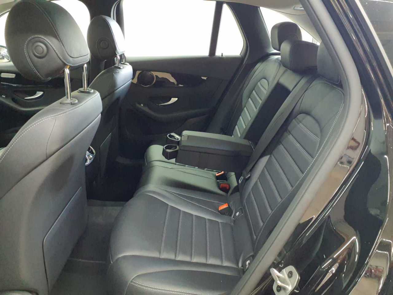 Mercedes-Benz GLC 300 e 4Matic 9G-TRONIC 14