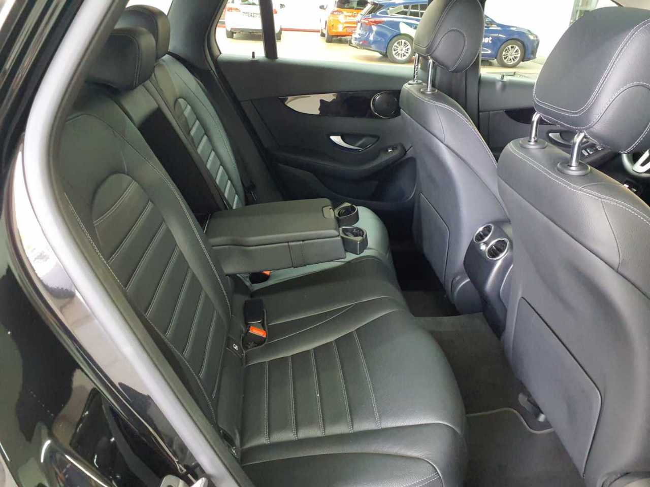 Mercedes-Benz GLC 300 e 4Matic 9G-TRONIC 13