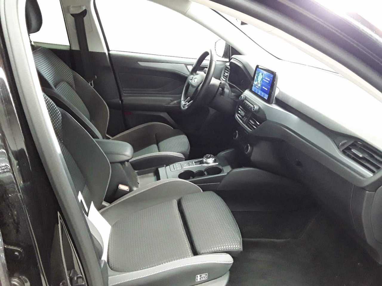 Ford Focus Turnier 1.5 EcoBlue Start-Stopp-System Aut. COOL&CONNECT 8