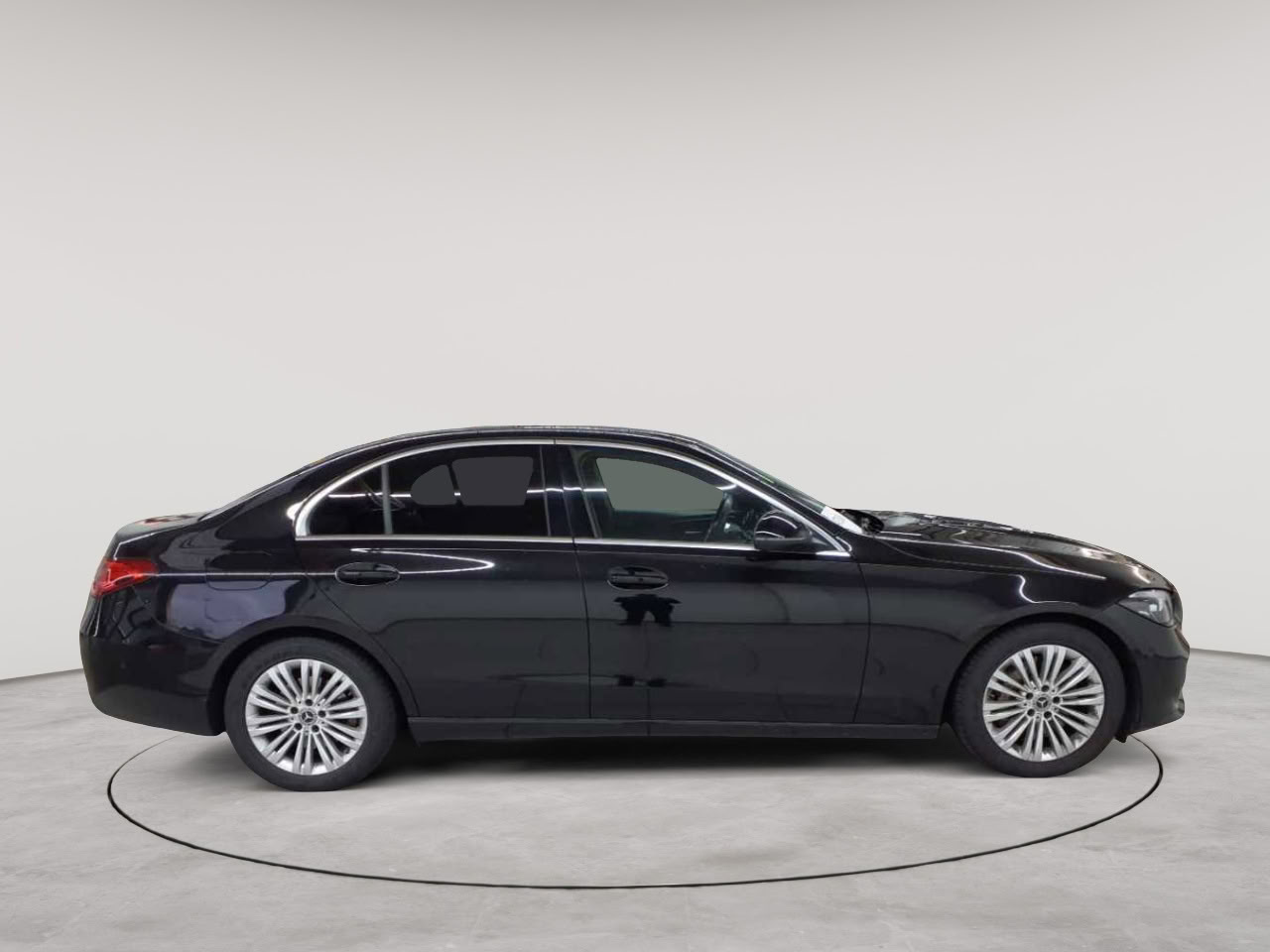 Mercedes-Benz C 220 d 9G-TRONIC 4Matic Avantgarde 3