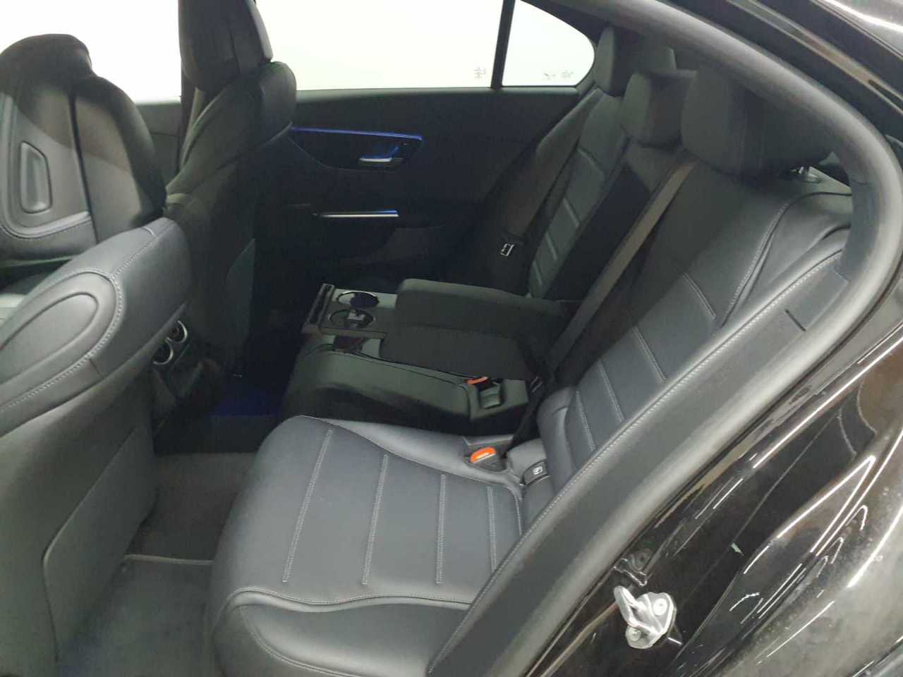 Mercedes-Benz C 220 d 9G-TRONIC 4Matic Avantgarde 14