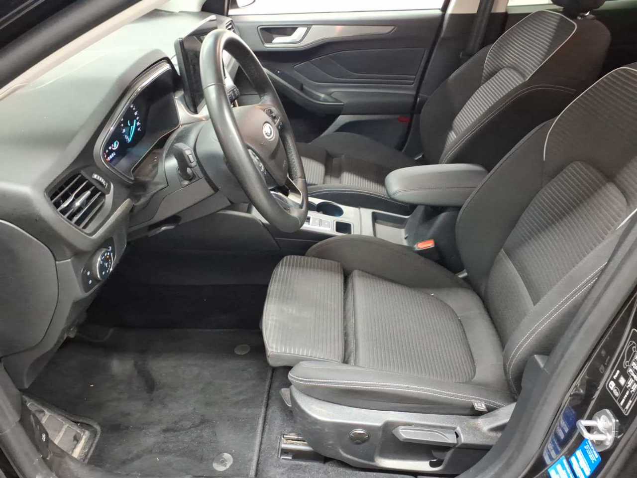 Ford Focus Turnier 1.5 EcoBlue Start-Stopp-System Aut. TITANIUM 7