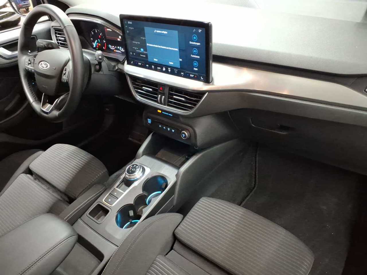 Ford Focus Turnier 1.5 EcoBlue Start-Stopp-System Aut. TITANIUM 9