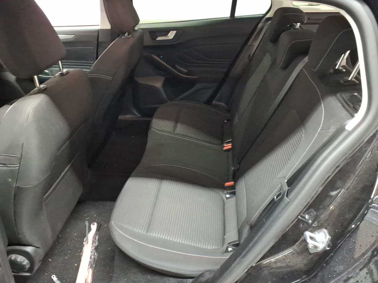Ford Focus Turnier 1.5 EcoBlue Start-Stopp-System Aut. TITANIUM 13