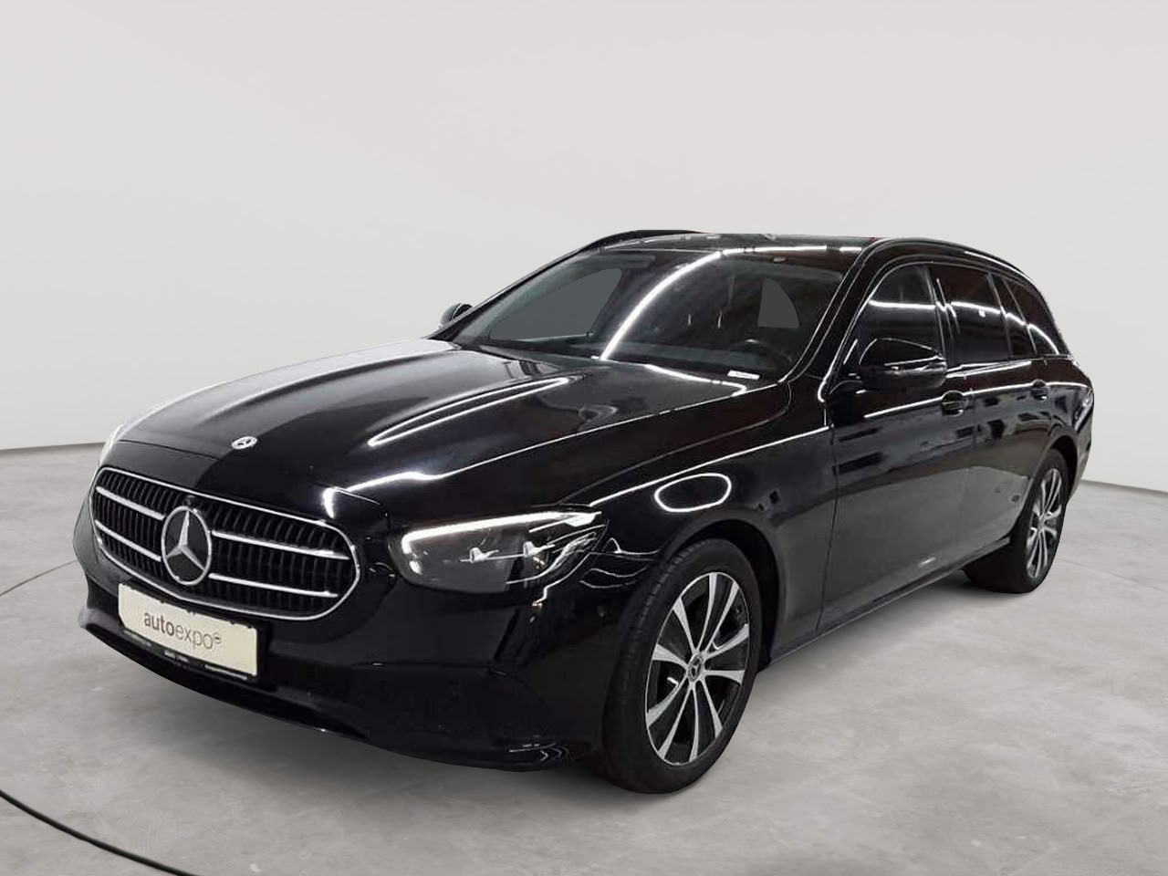 Mercedes-Benz E 300 e T 9G-TRONIC 2