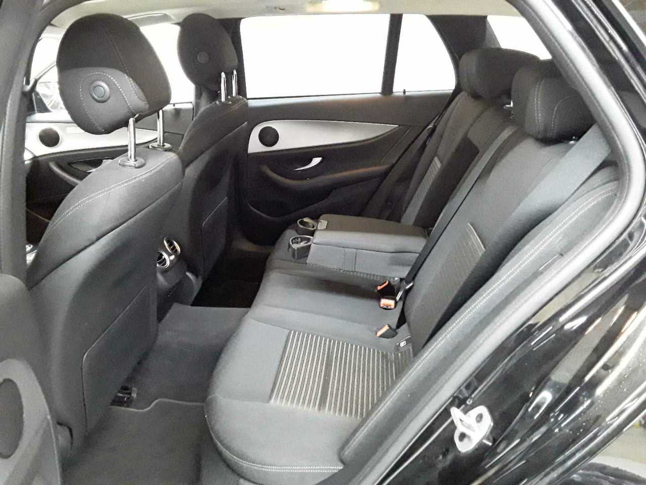 Mercedes-Benz E 300 e T 9G-TRONIC 13