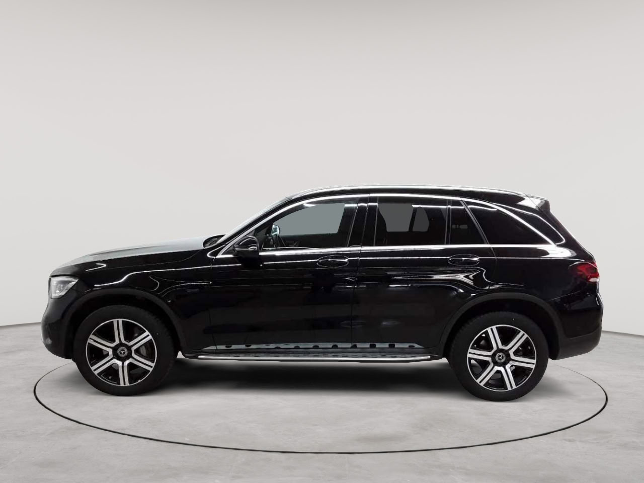 Mercedes-Benz GLC 300 e 4Matic 9G-TRONIC Exclusive 6
