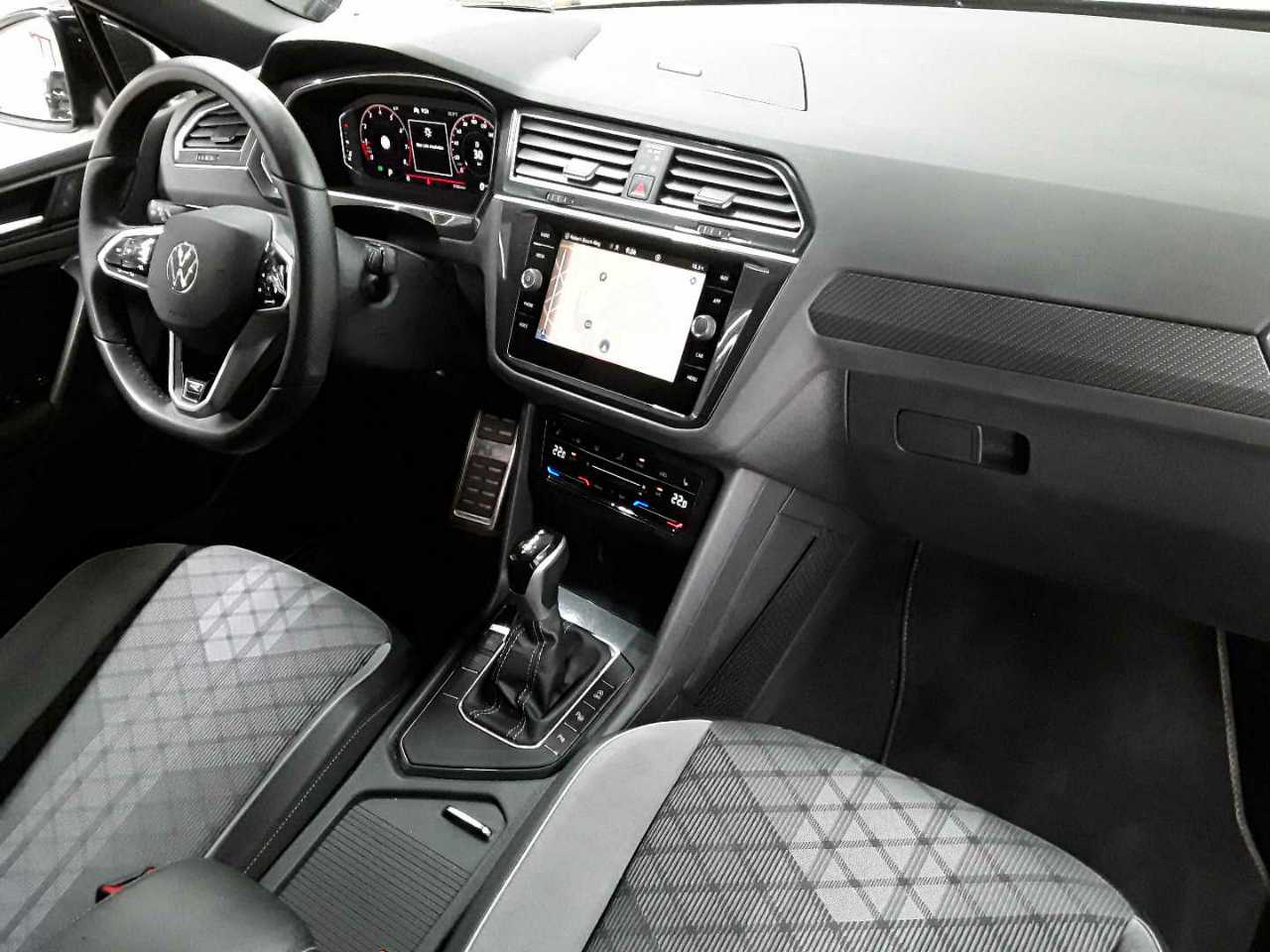Vw Tiguan 1.5 TSI OPF DSG R-Line 9