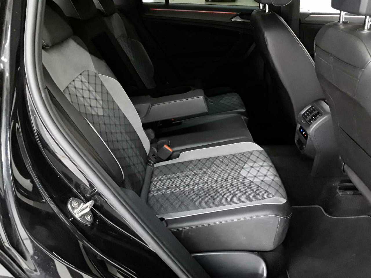 Vw Tiguan 1.5 TSI OPF DSG R-Line 14