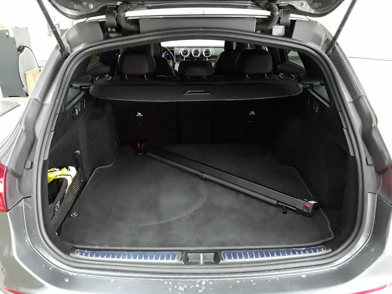 Mercedes-Benz C 220 d 4Matic T 9G-TRONIC Avantgarde 15