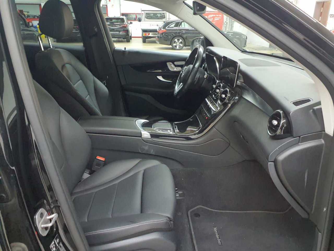 Mercedes-Benz GLC 220 d 4Matic 9G-TRONIC 6
