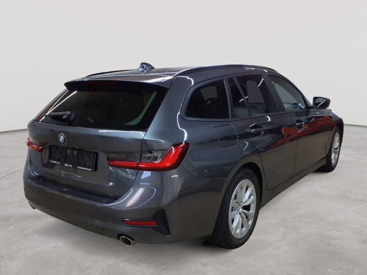 Bmw 318d Touring Advantage 4