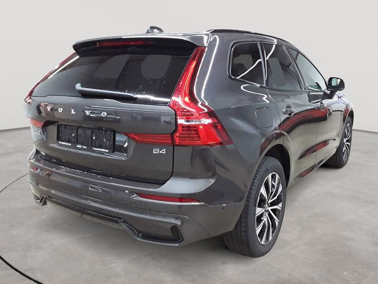 Volvo XC60 B4 D Plus Dark 4
