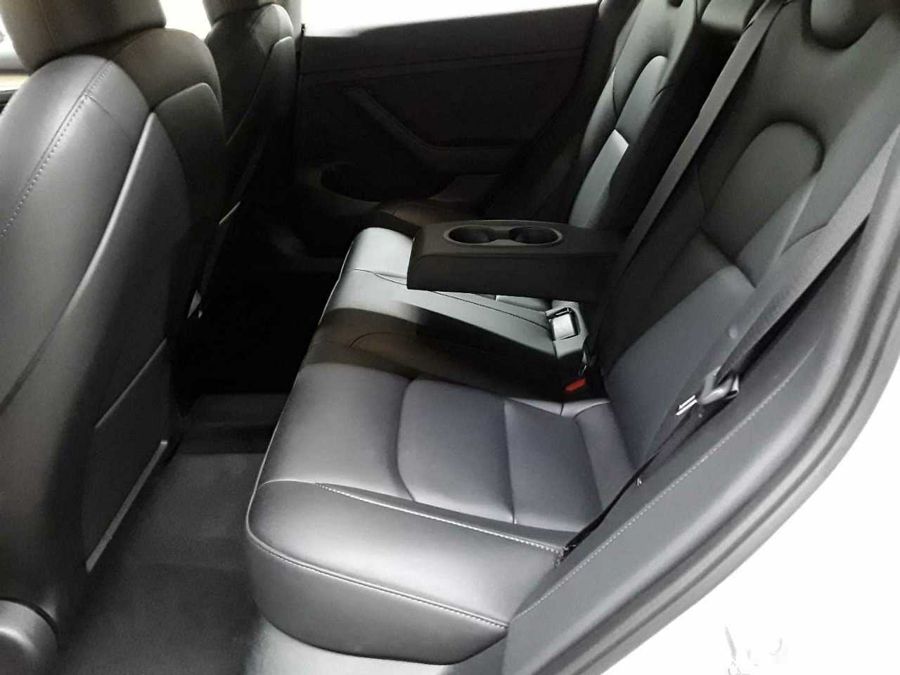 Tesla Model 3 RWD Hinterradantrieb 13
