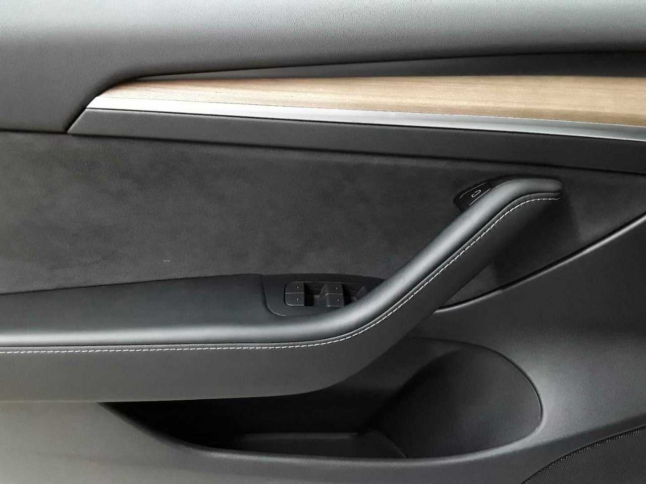 Tesla Model 3 RWD Hinterradantrieb 17