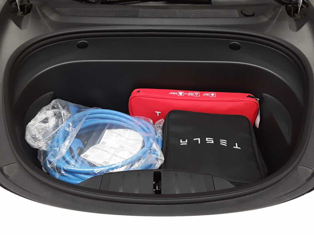 Tesla Model 3 RWD Hinterradantrieb 16