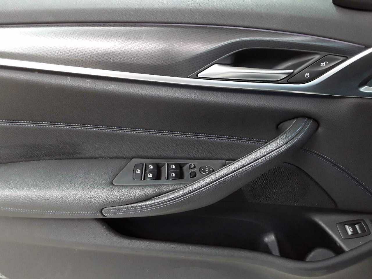 Bmw 520e Touring Aut. 16