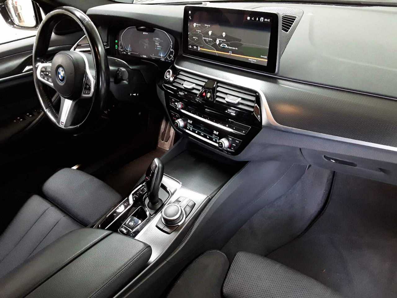 Bmw 520e Touring Aut. 9