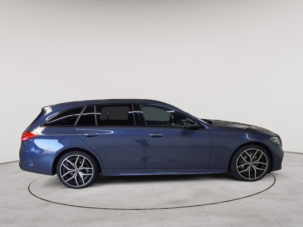 Mercedes-Benz C 220 d 4Matic T 9G-TRONIC AMG Line 3