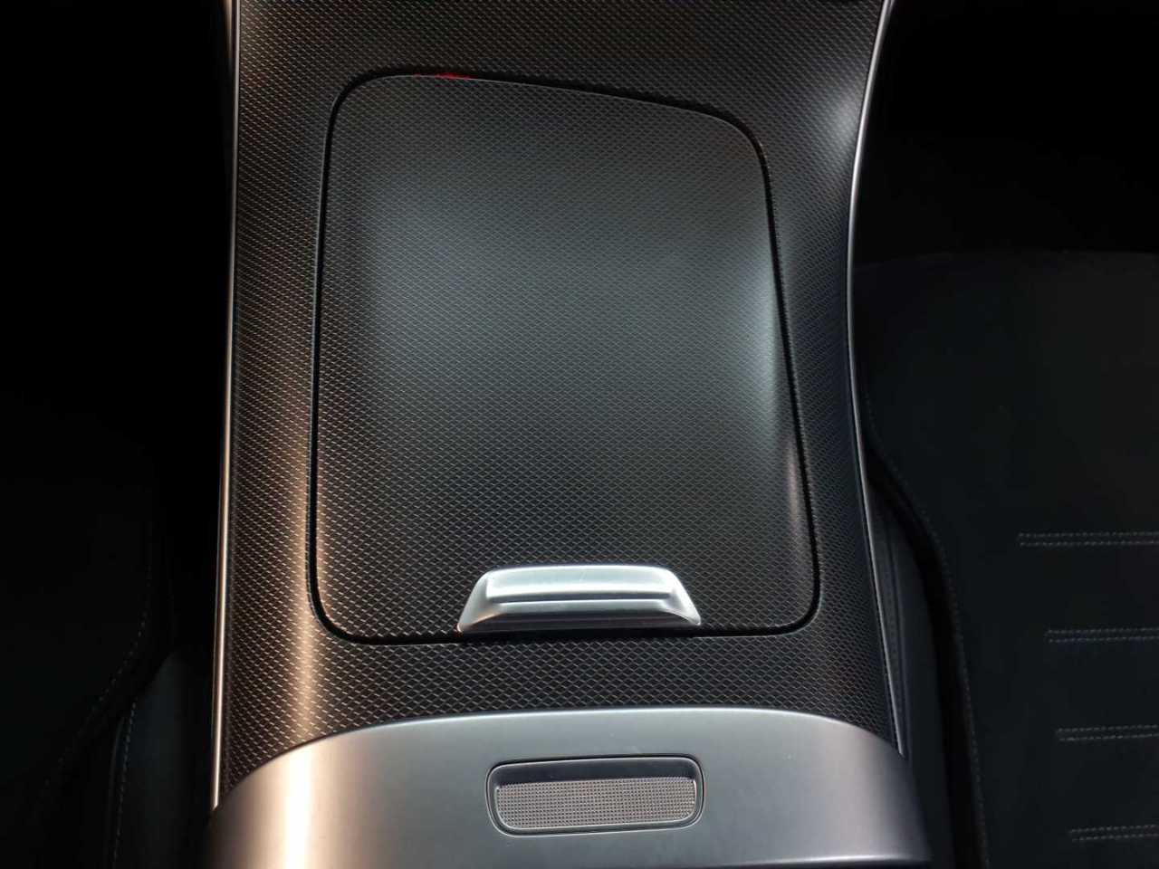 Mercedes-Benz C 220 d 4Matic T 9G-TRONIC AMG Line 10