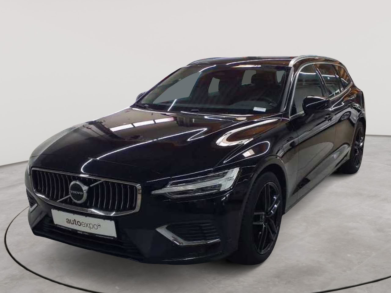 Volvo V60 T6 AWD Recharge Essential 2