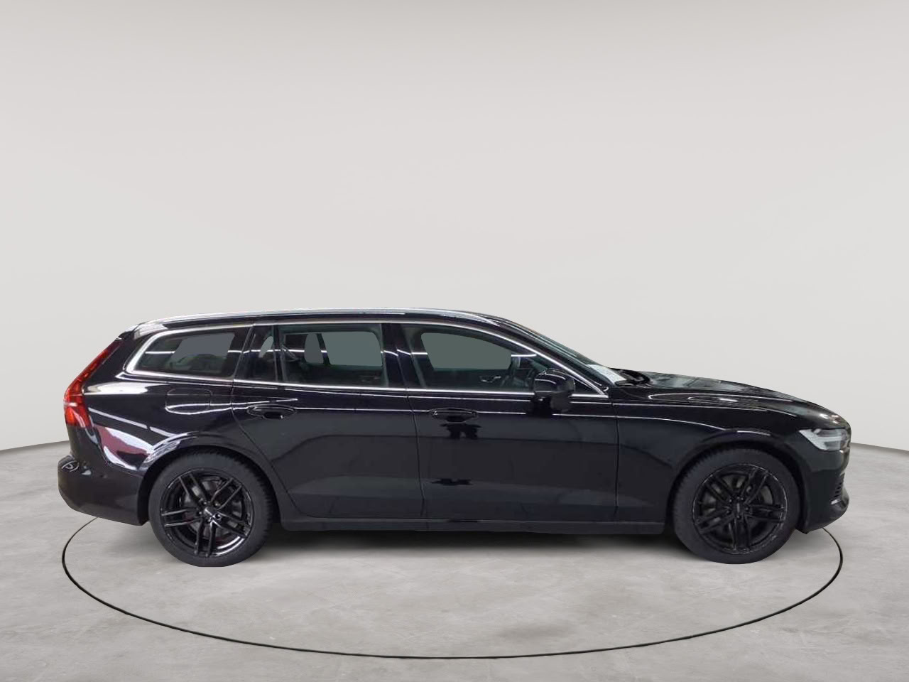 Volvo V60 T6 AWD Recharge Essential 3