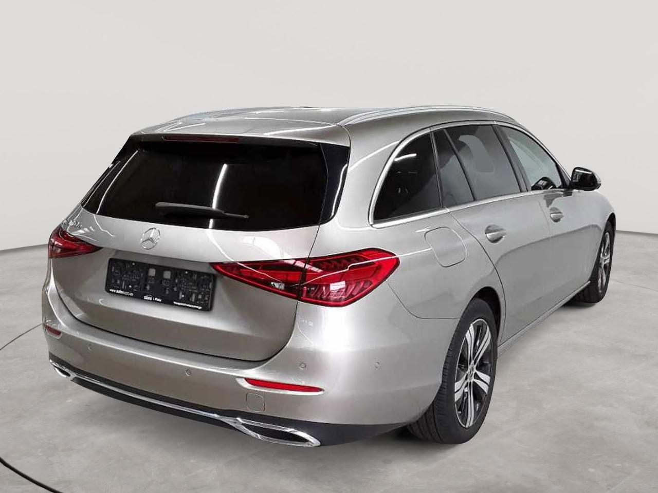 Mercedes-Benz C 300 e T 9G-TRONIC Avantgarde 4