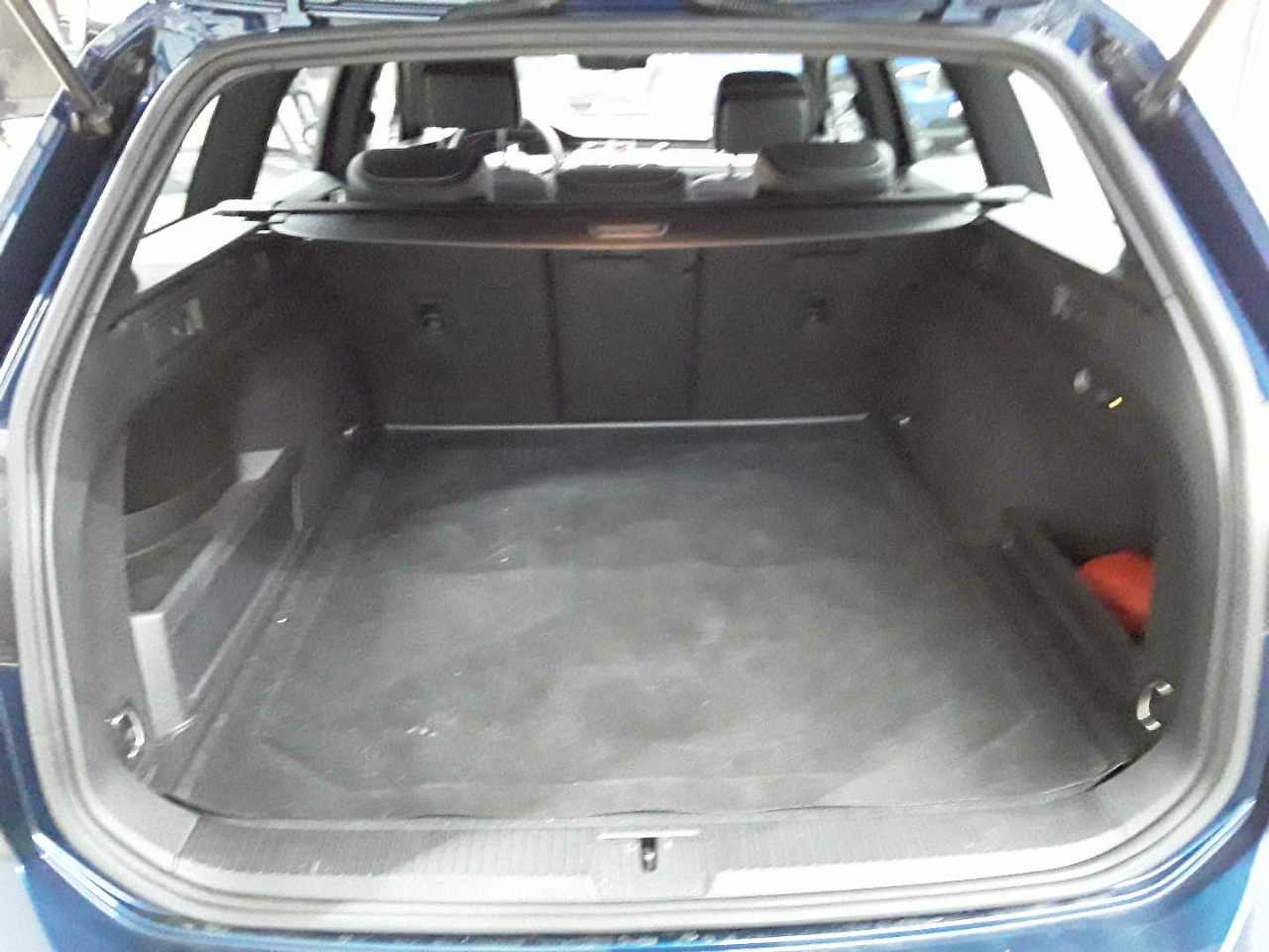 Volkswagen Passat Variant 2.0 TDI SCR DSG Business 15