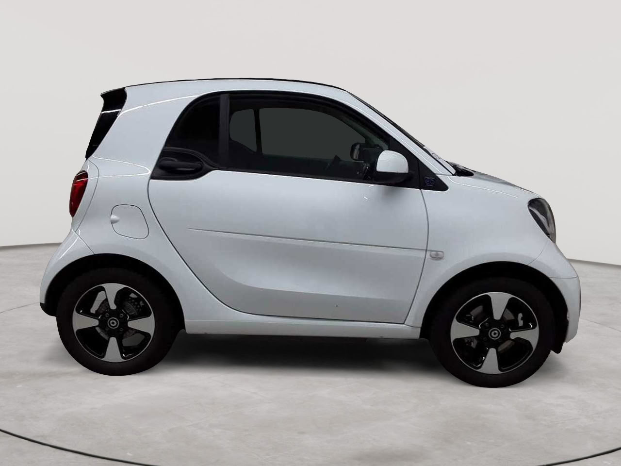 smart fortwo coupe EQ passion 3